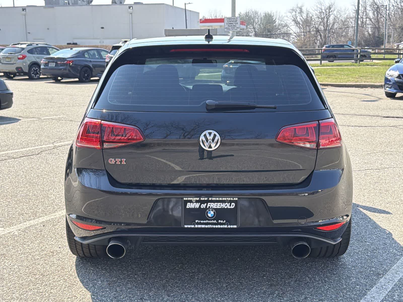 Thumbnail: 2017 Volkswagen Golf - 13