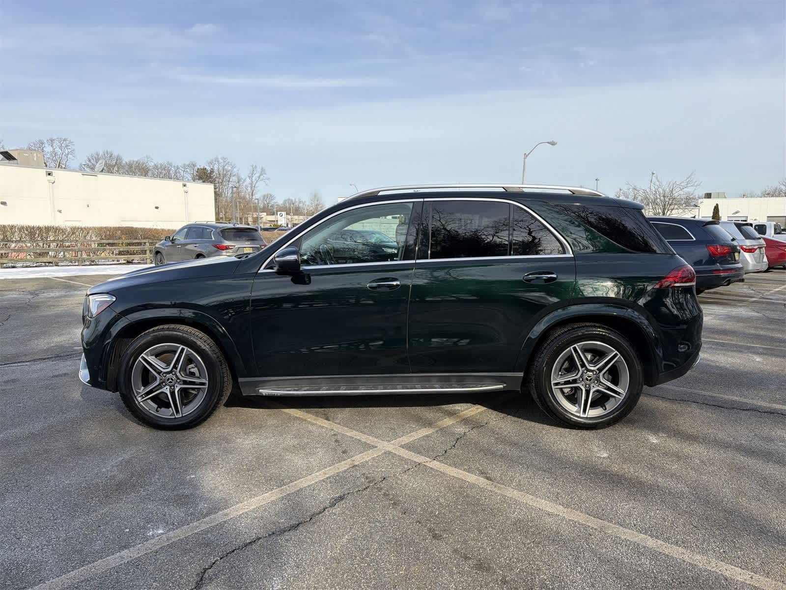 Thumbnail: 2023 Mercedes-Benz GLE - 11