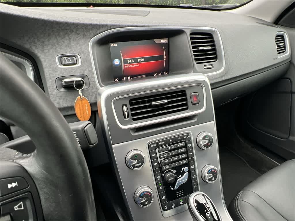 Thumbnail: 2018 Volvo S60 - 24