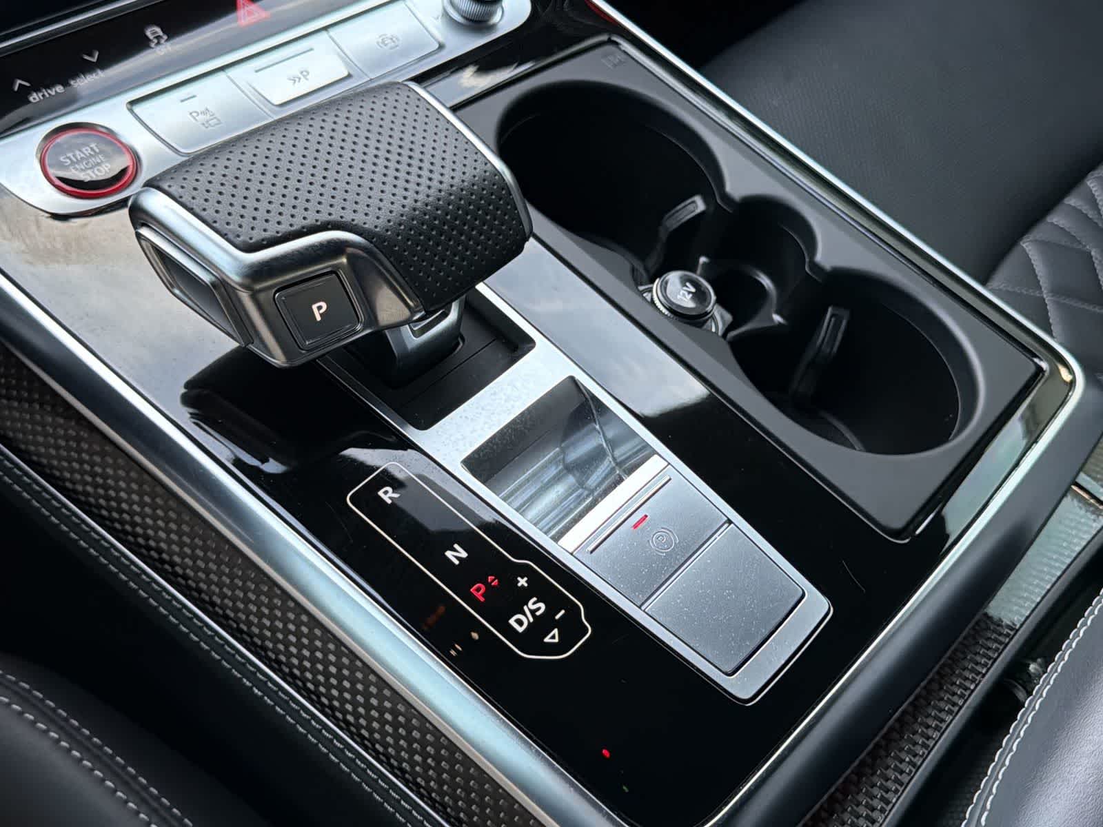 Thumbnail: 2024 Audi SQ7 - 25