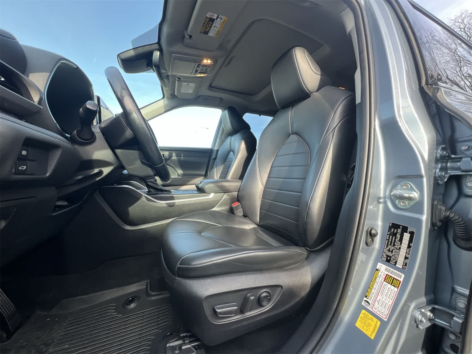 Thumbnail: 2020 Toyota Highlander - 19