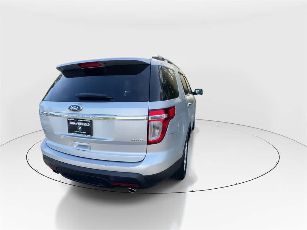 Thumbnail: 2015 Ford Explorer - 8