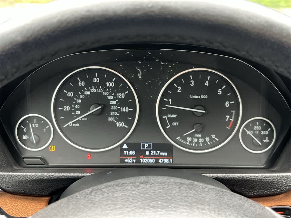 Thumbnail: 2015 BMW 3 Series - 26