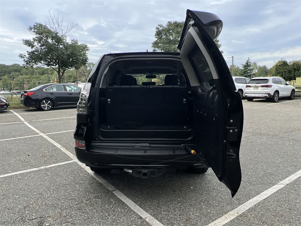 Thumbnail: 2015 Lexus GX - 27