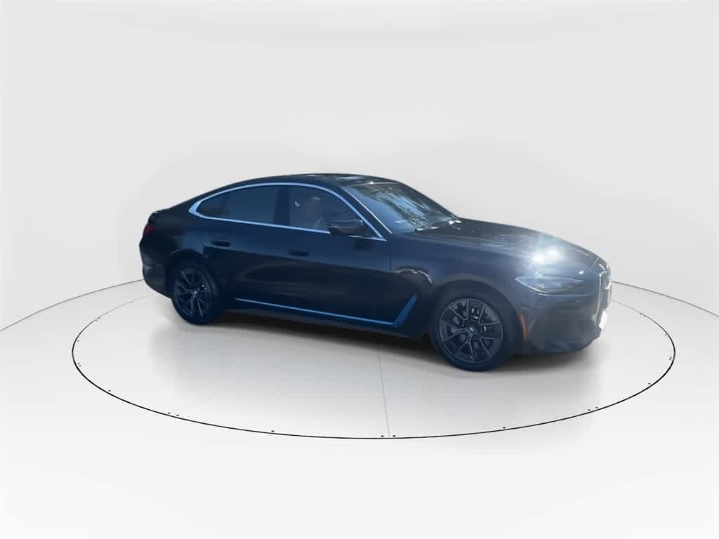 Thumbnail: 2023 BMW i4 - 3