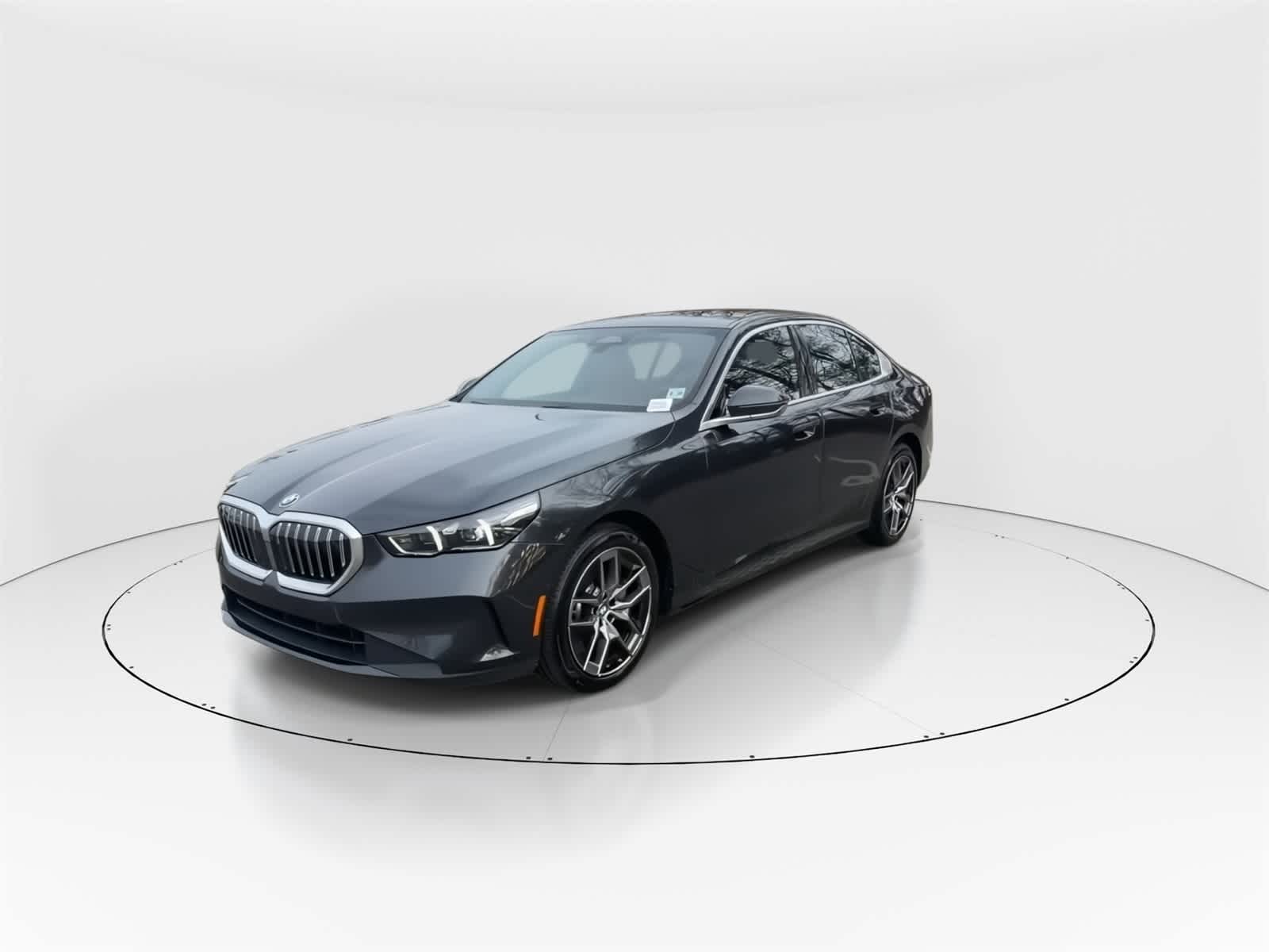 Thumbnail: 2026 BMW 5 Series - 5