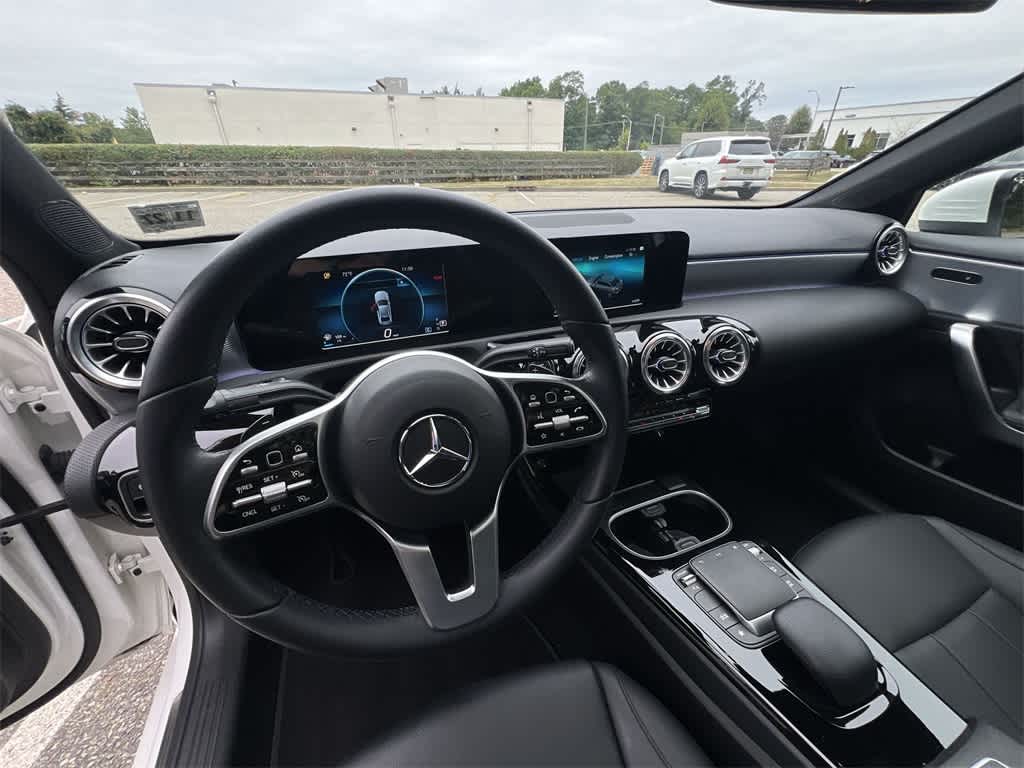 Thumbnail: 2022 Mercedes-Benz A-Class - 18