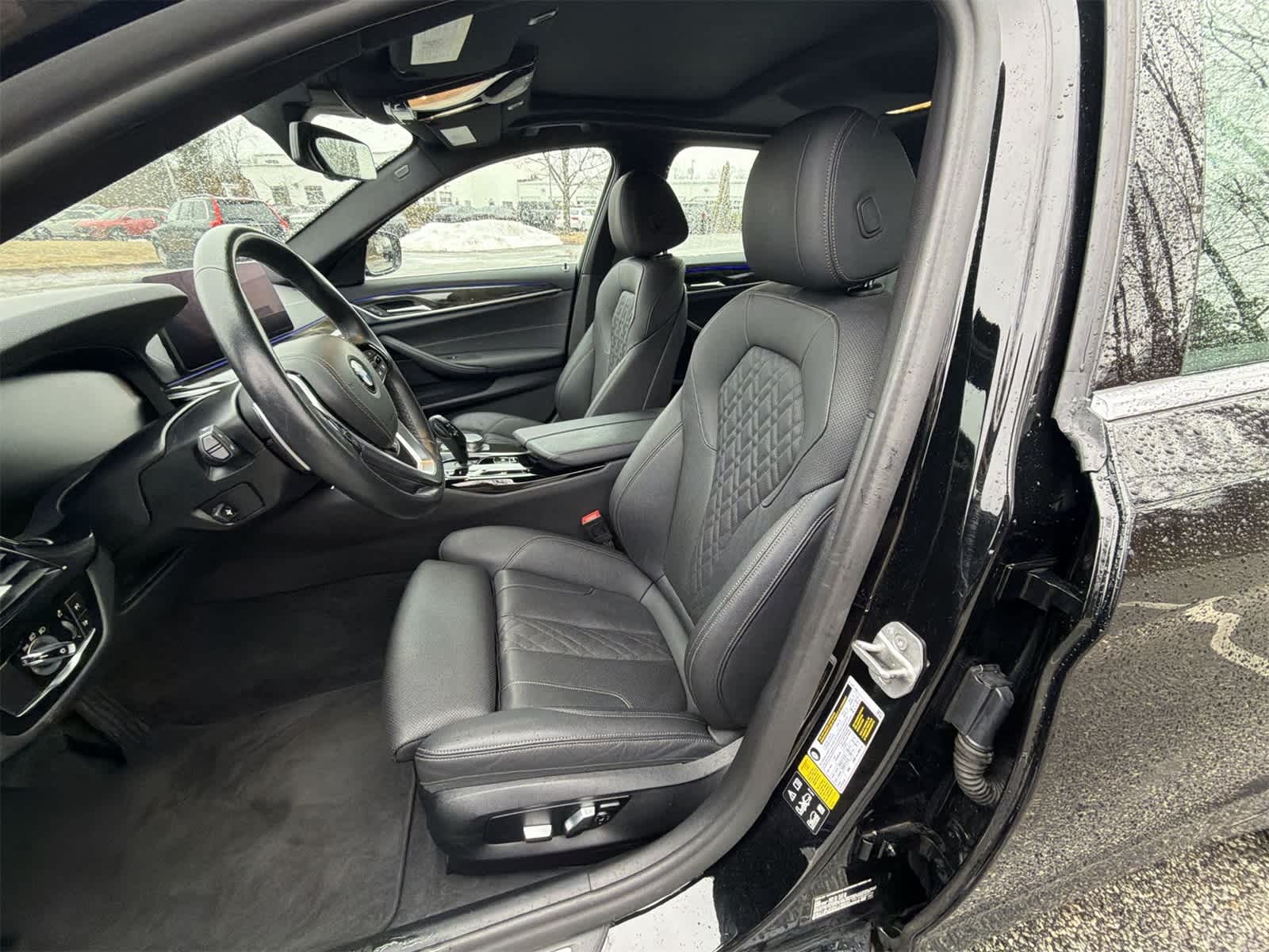 Thumbnail: 2022 BMW 5 Series - 19