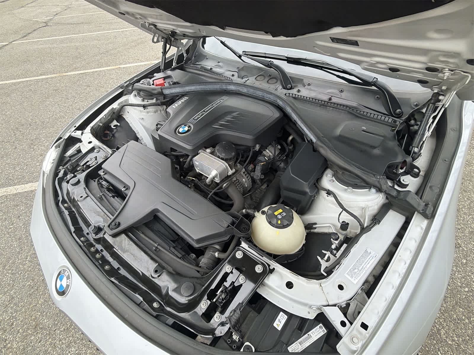 Thumbnail: 2015 BMW 3 Series - 17