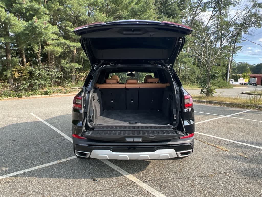 Thumbnail: 2021 BMW X5 - 27