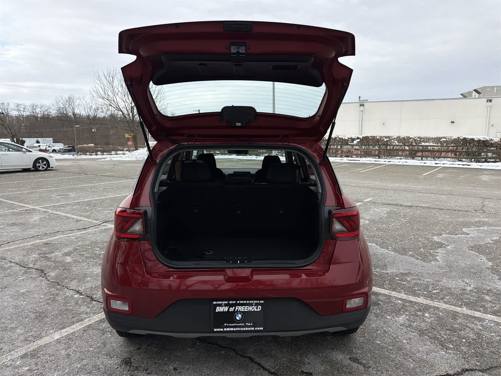 Thumbnail: 2023 Hyundai Venue - 27