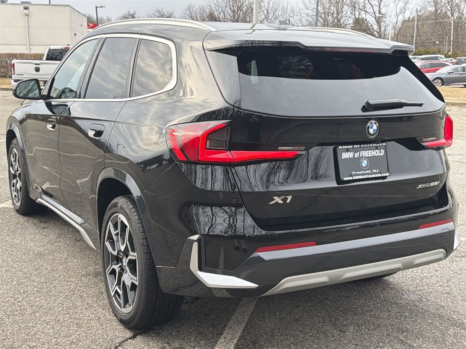 Thumbnail: 2025 BMW X1 - 12