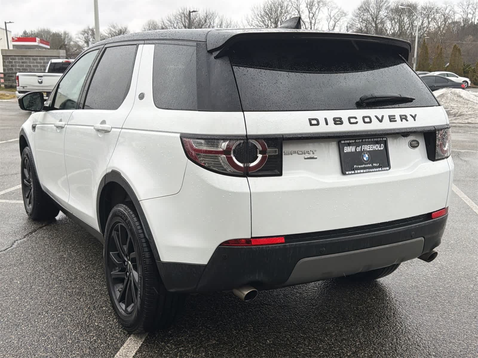 Thumbnail: 2018 Land Rover Discovery Sport - 12