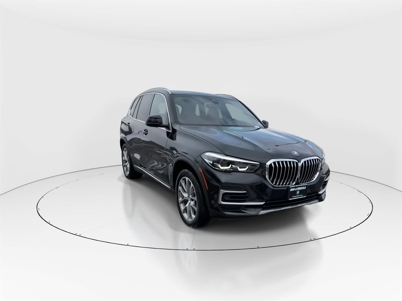 Thumbnail: 2023 BMW X5 - 2