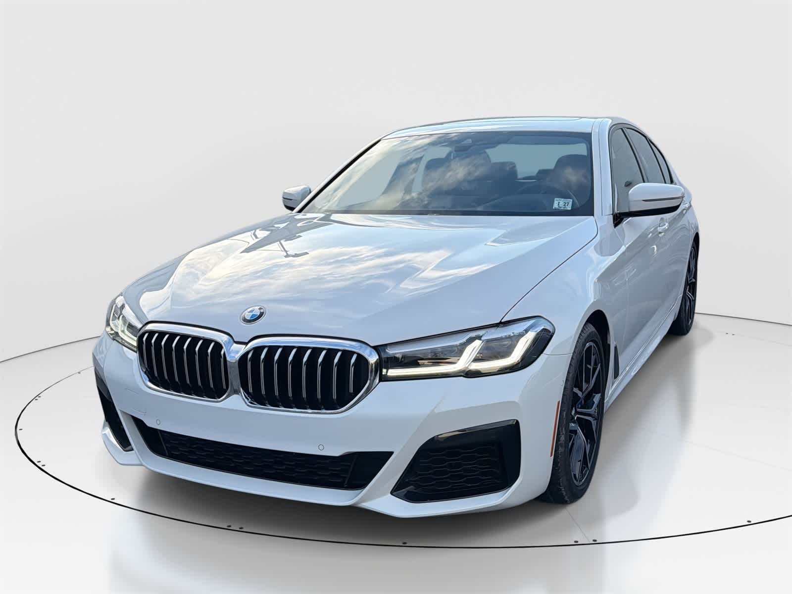 2022 BMW 5 Series 540i's photo