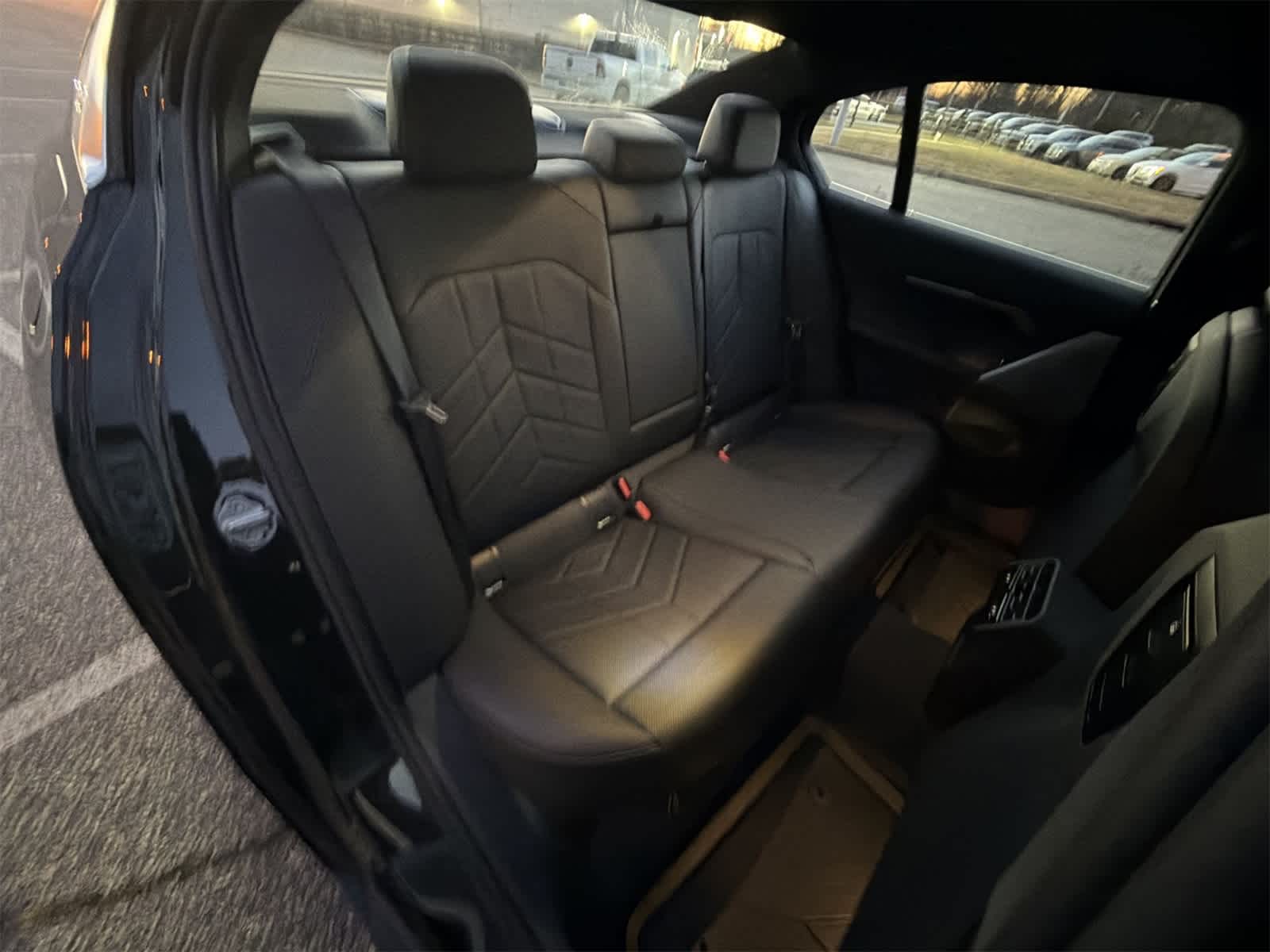 Thumbnail: 2025 BMW i5 - 21