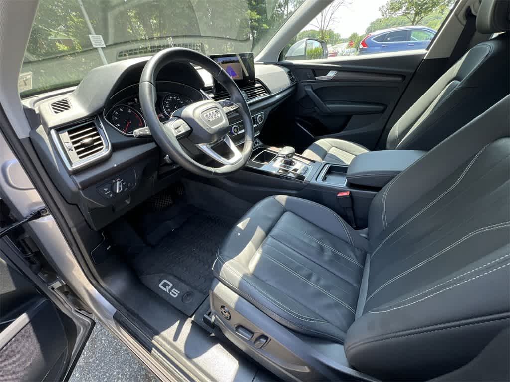 Thumbnail: 2022 Audi Q5 - 10