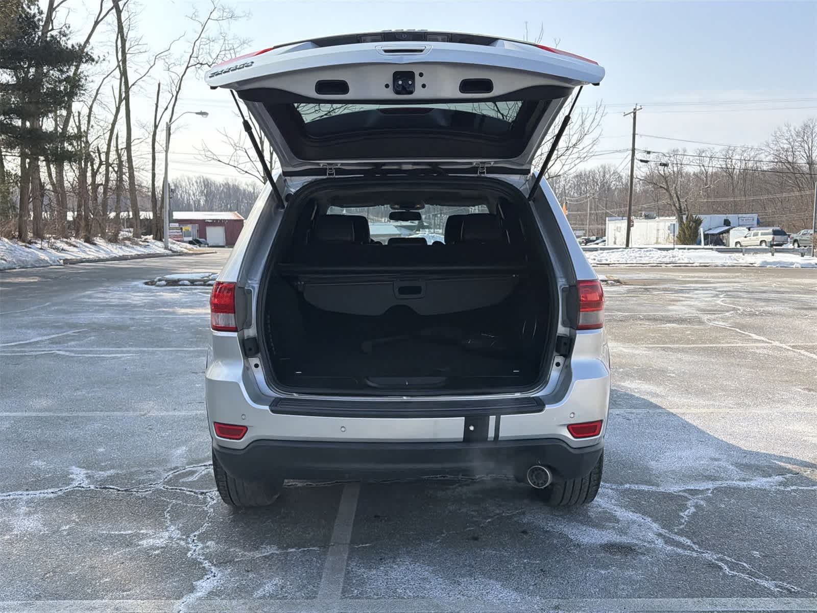 Thumbnail: 2013 Jeep Grand Cherokee - 27