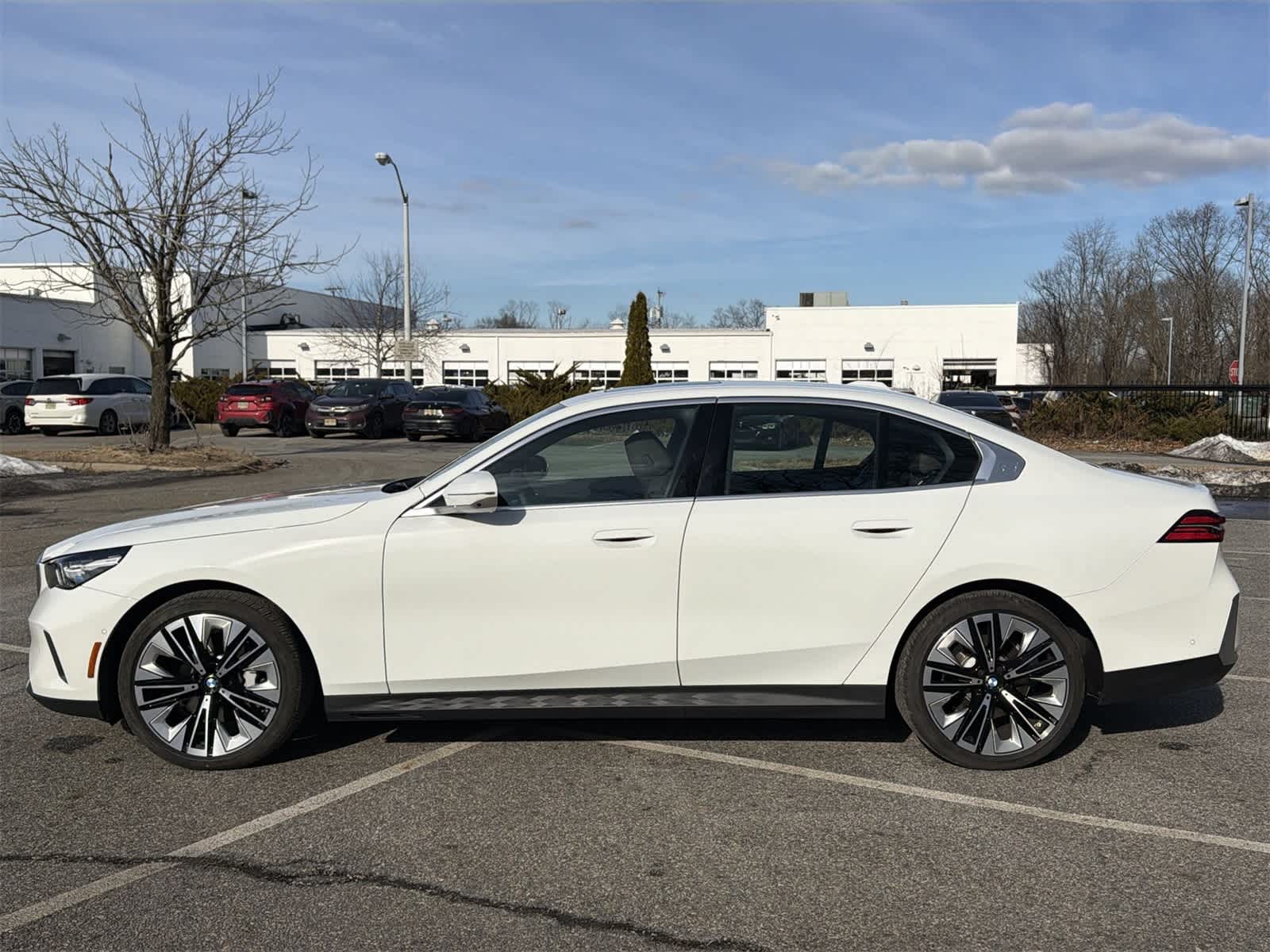 Thumbnail: 2026 BMW 5 Series - 11