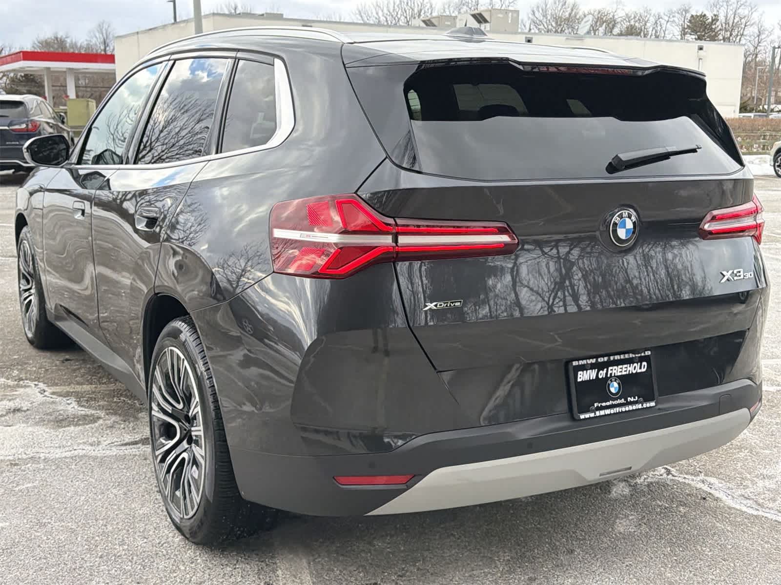 Thumbnail: 2025 BMW X3 - 12