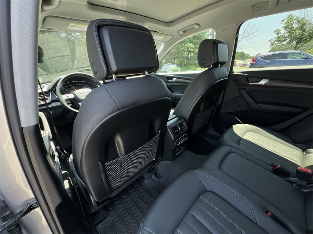 Thumbnail: 2022 Audi Q5 - 20