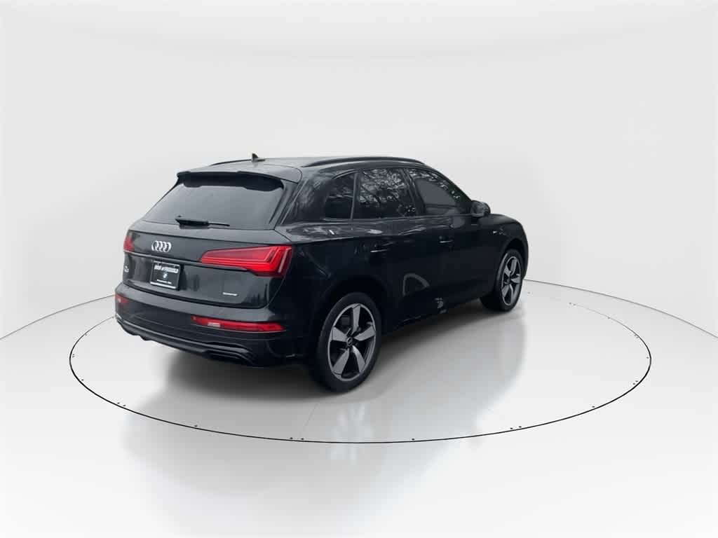 Thumbnail: 2022 Audi Q5 - 9