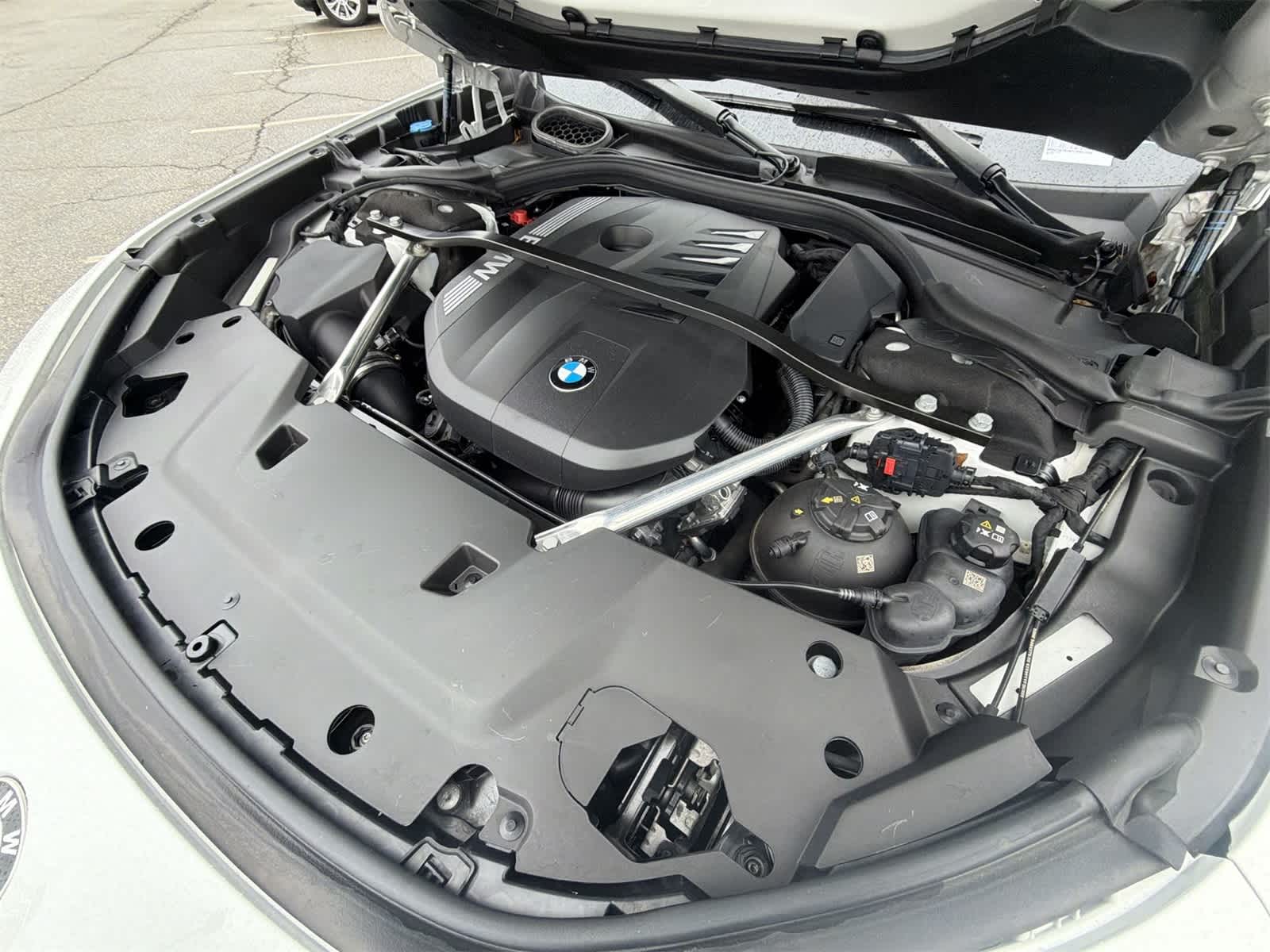 Thumbnail: 2023 BMW 7 Series - 17