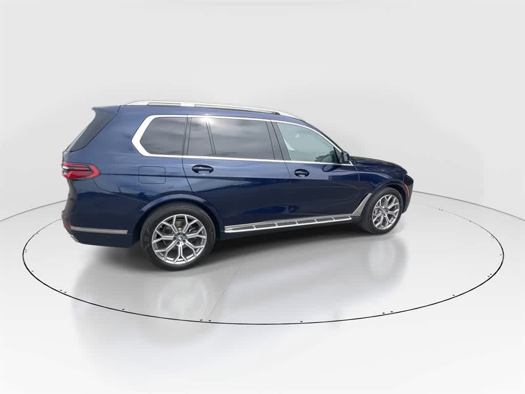 Thumbnail: 2023 BMW X7 - 9