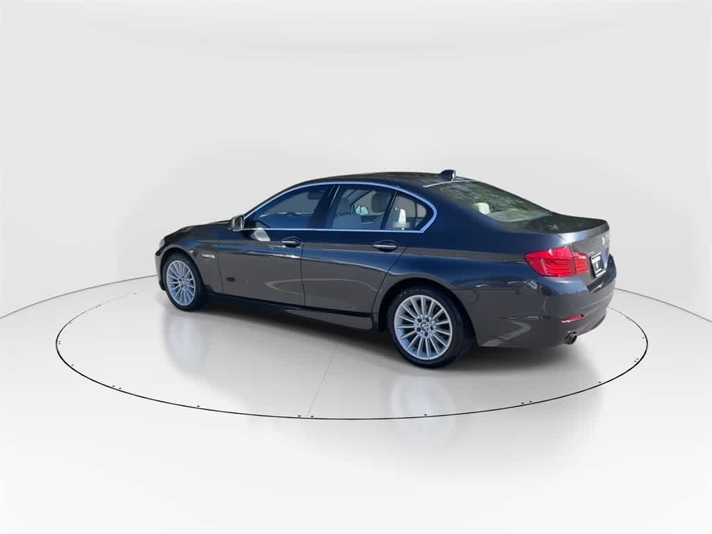 Thumbnail: 2013 BMW 5 Series - 7