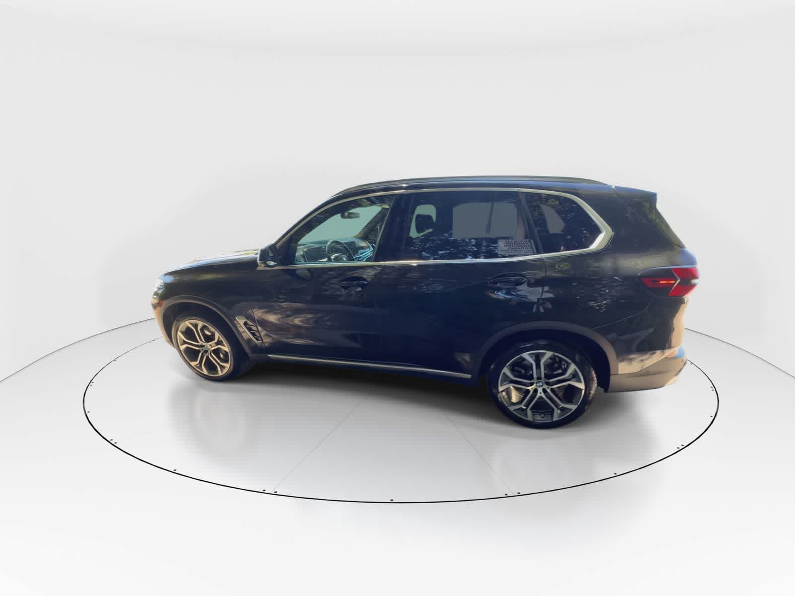 Thumbnail: 2026 BMW X5 - 5