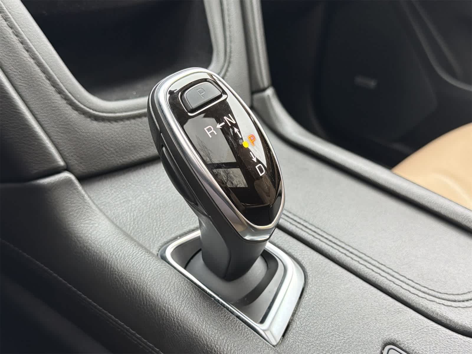 Thumbnail: 2019 Cadillac XT5 - 25