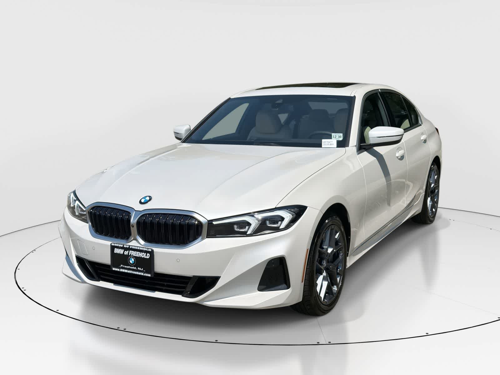 2025 BMW 3 Series 330i xDrive Sedan's photo