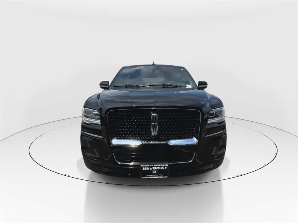 Thumbnail: 2023 Lincoln Navigator - 3