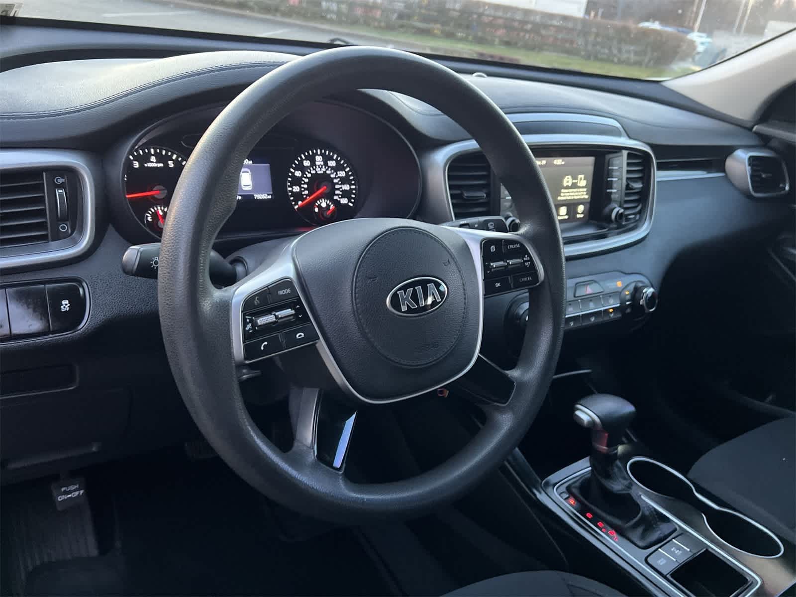 Thumbnail: 2020 Kia Sorento - 23