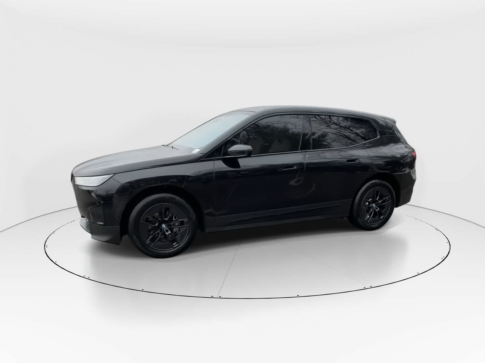 Thumbnail: 2024 BMW iX - 8