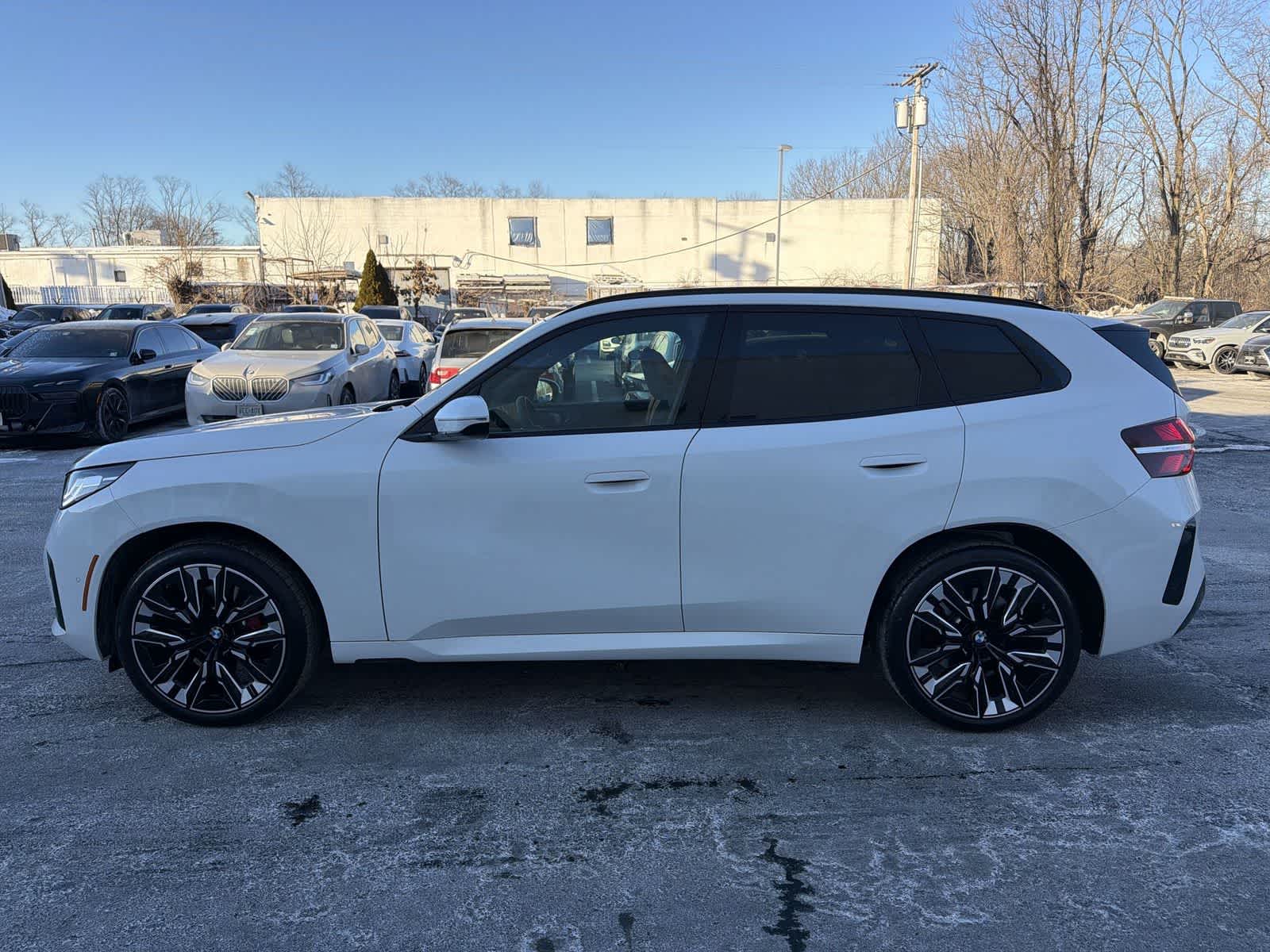 Thumbnail: 2026 BMW X3 - 11