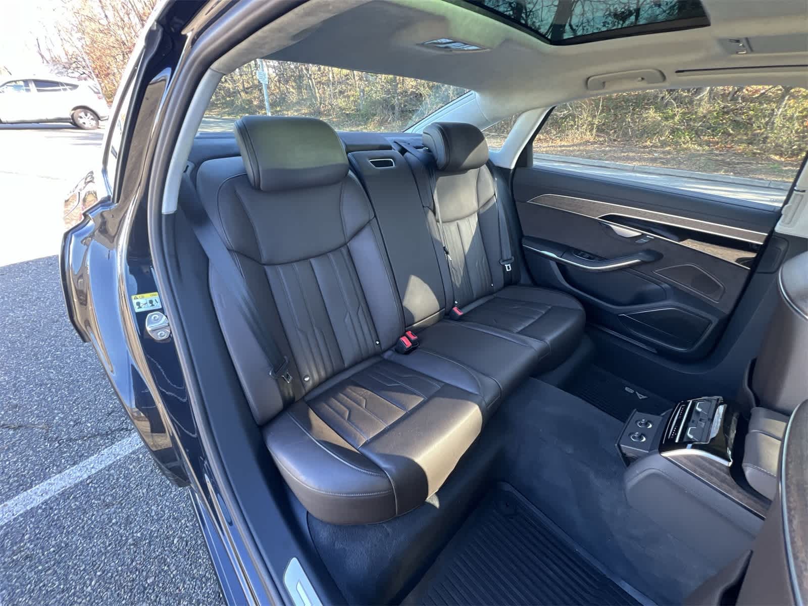 Thumbnail: 2020 Audi A8 - 21