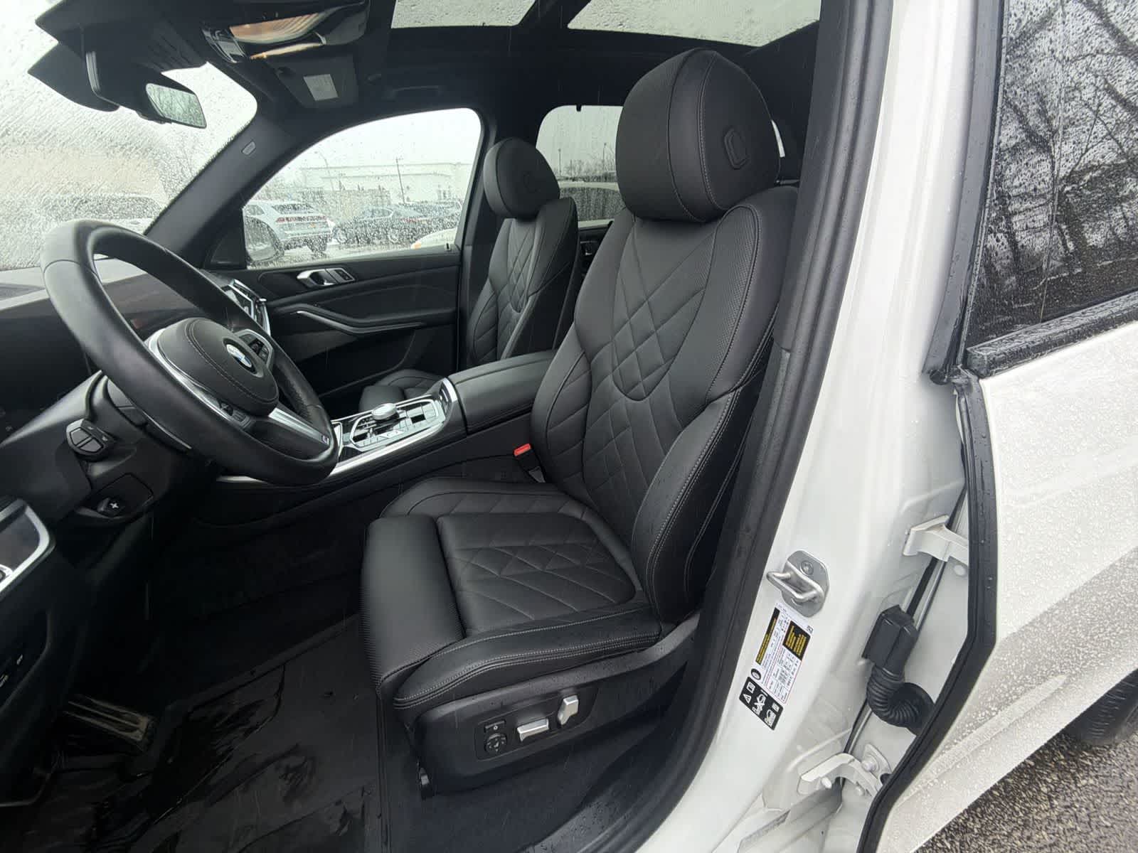 Thumbnail: 2025 BMW X5 - 19