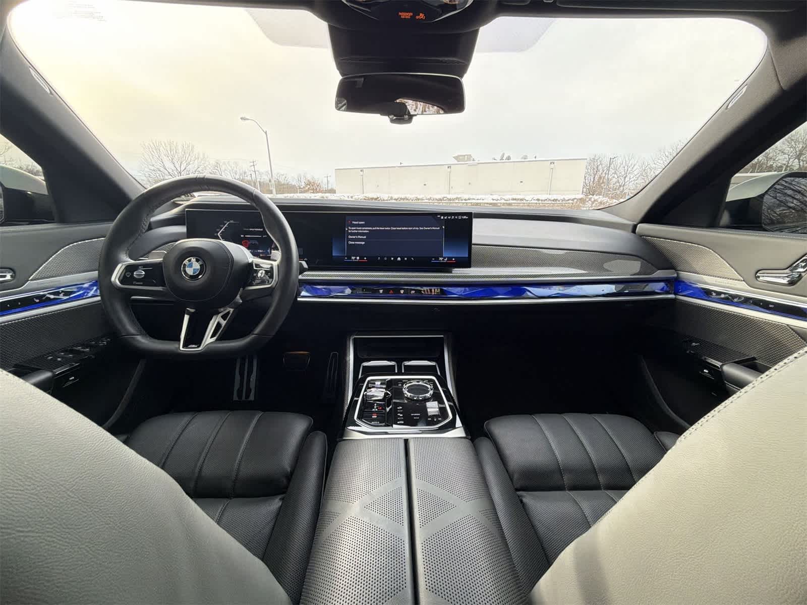 Thumbnail: 2023 BMW 7 Series - 18