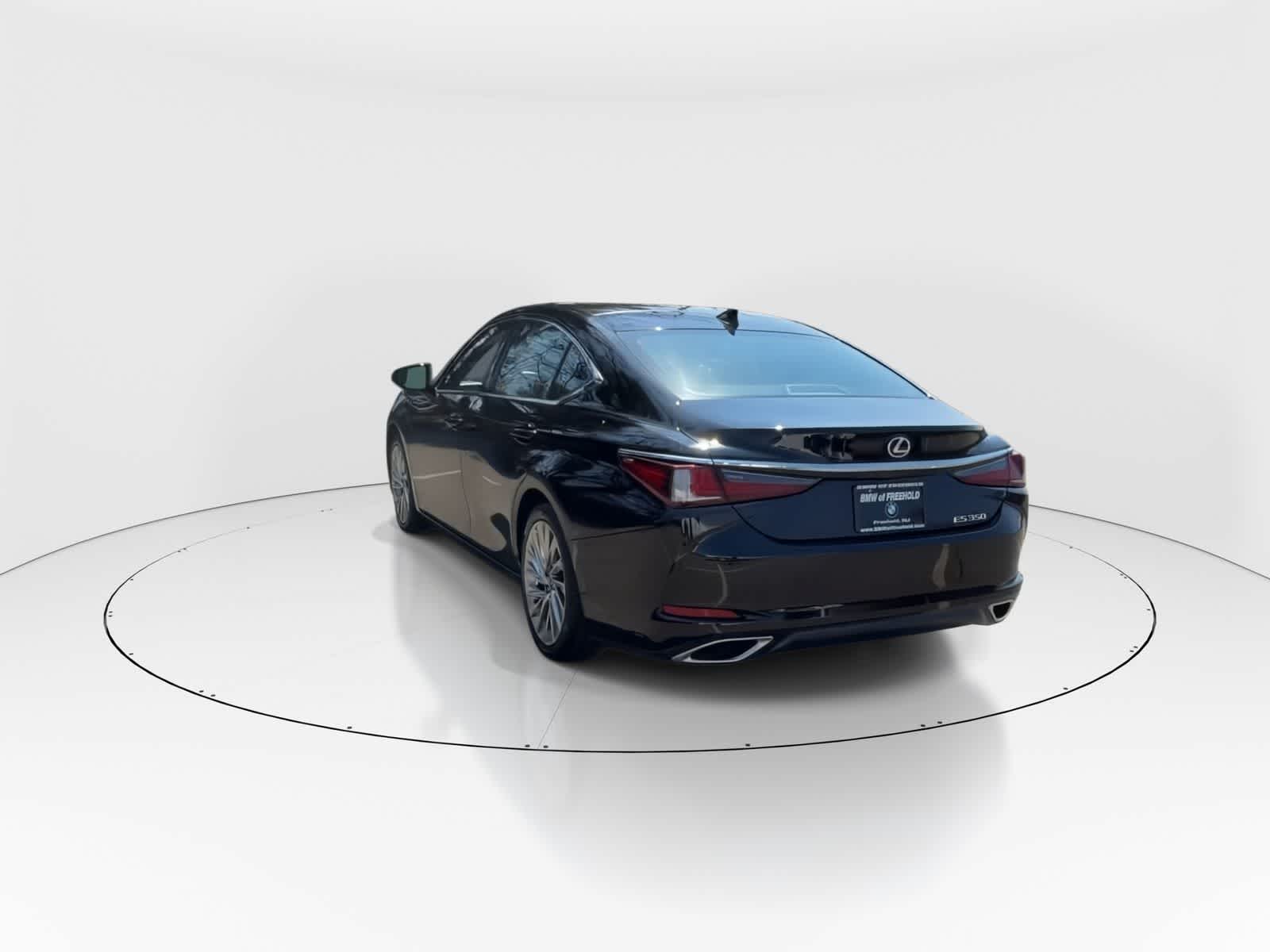 Thumbnail: 2020 Lexus ES - 6