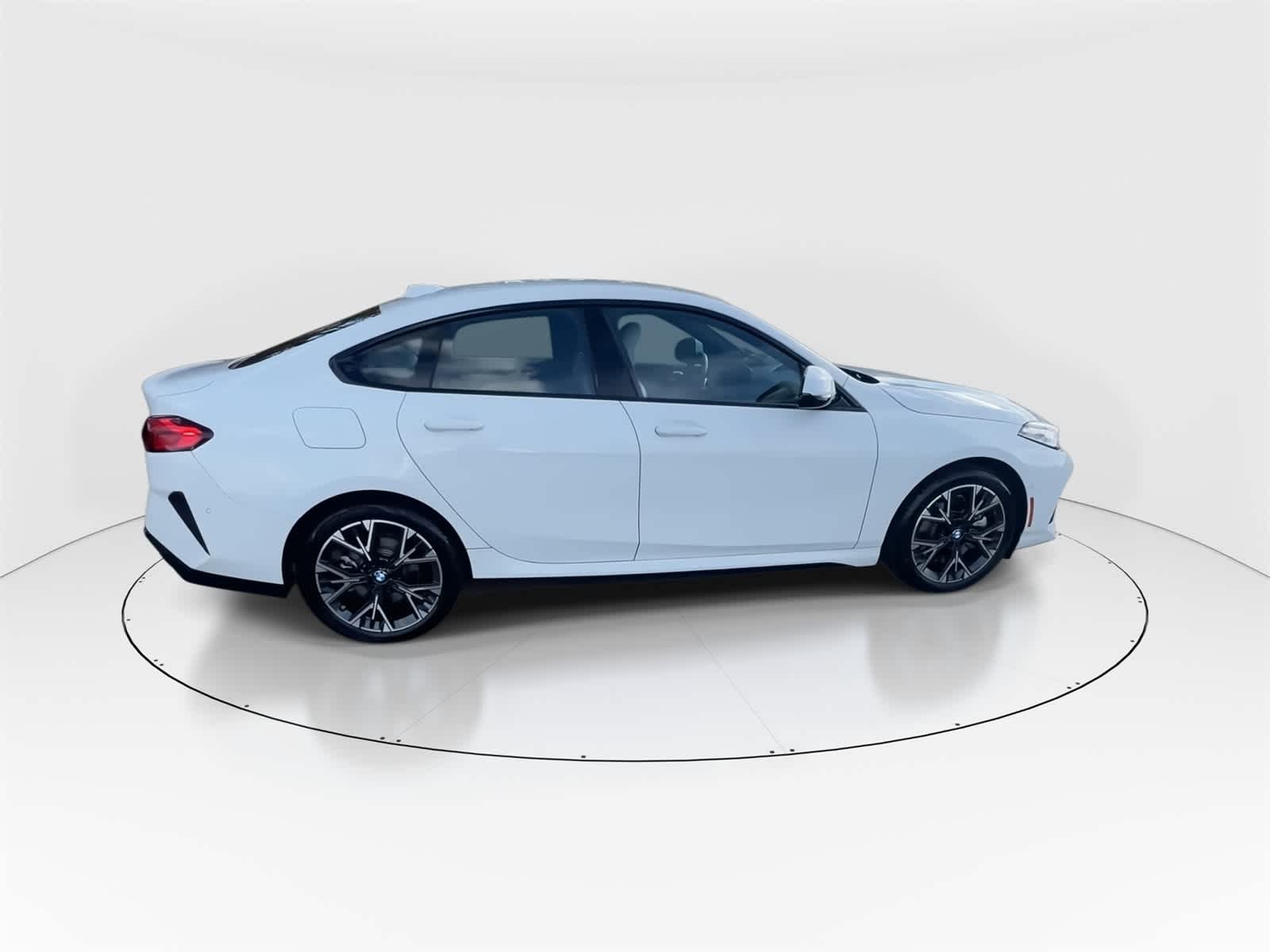 Thumbnail: 2025 BMW 2 Series - 2