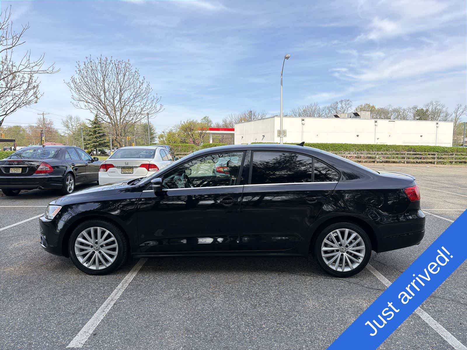 Thumbnail: 2013 Volkswagen Jetta - 11