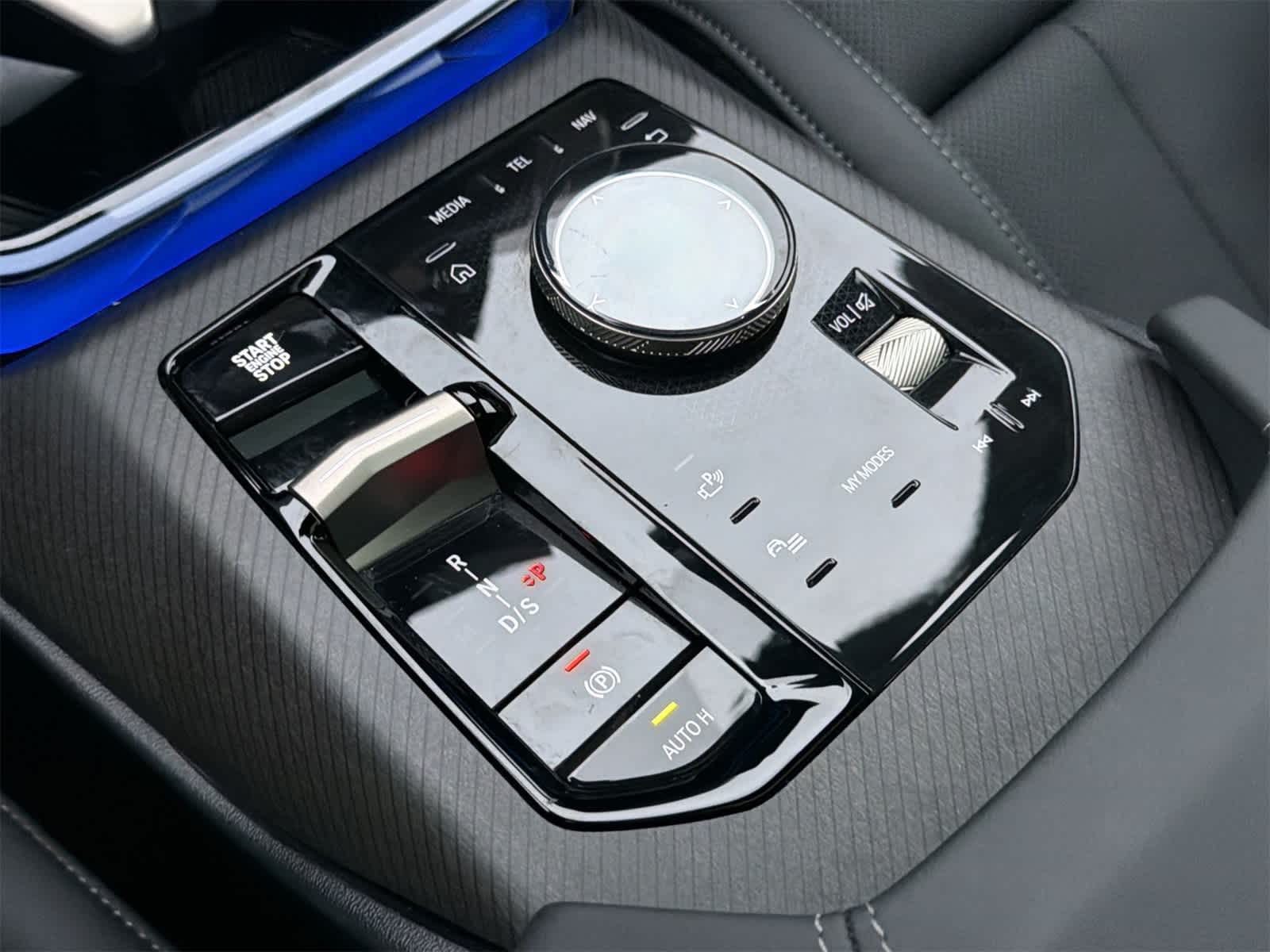 Thumbnail: 2025 BMW X3 - 25