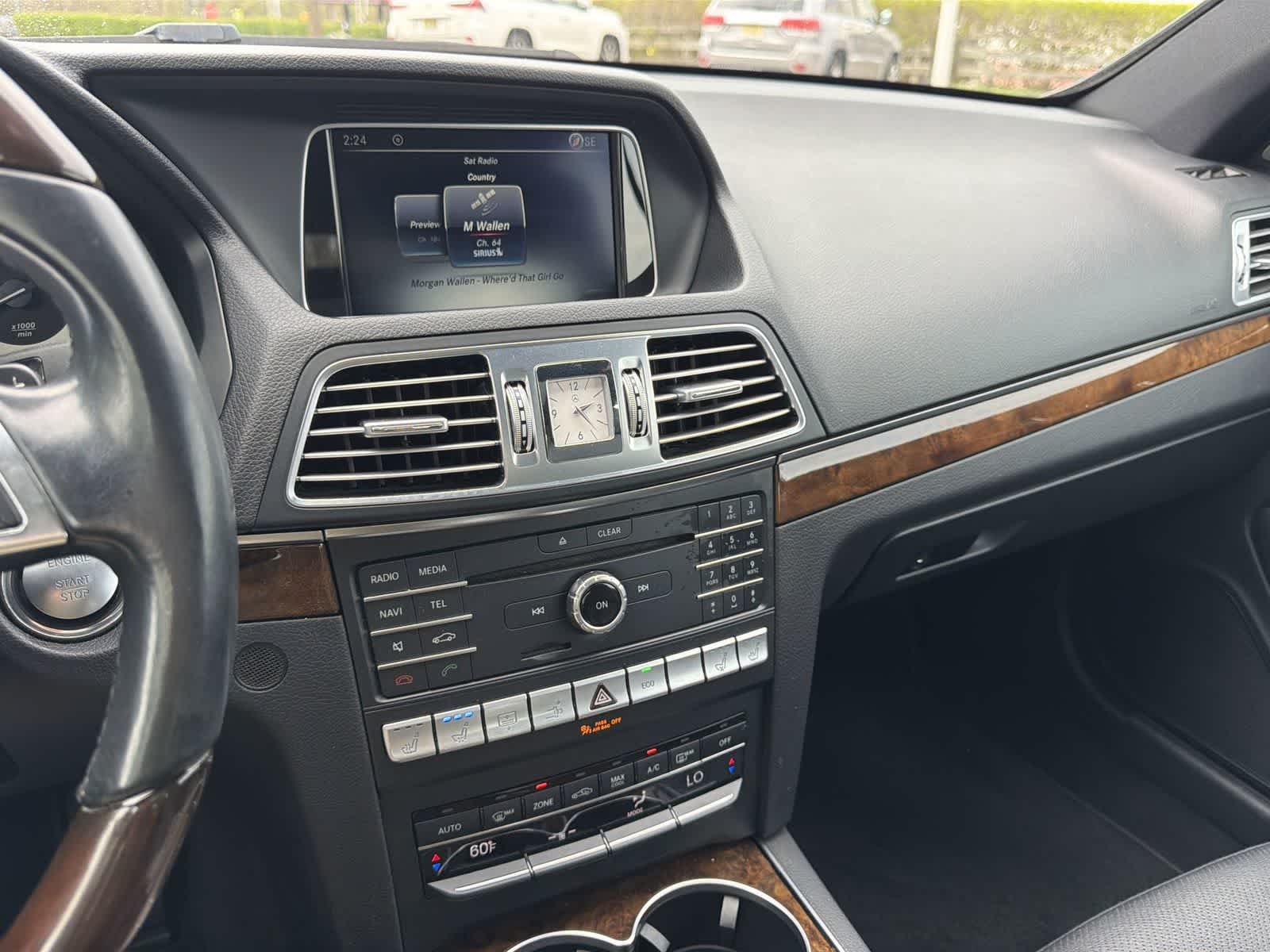 Thumbnail: 2016 Mercedes-Benz E-Class - 24
