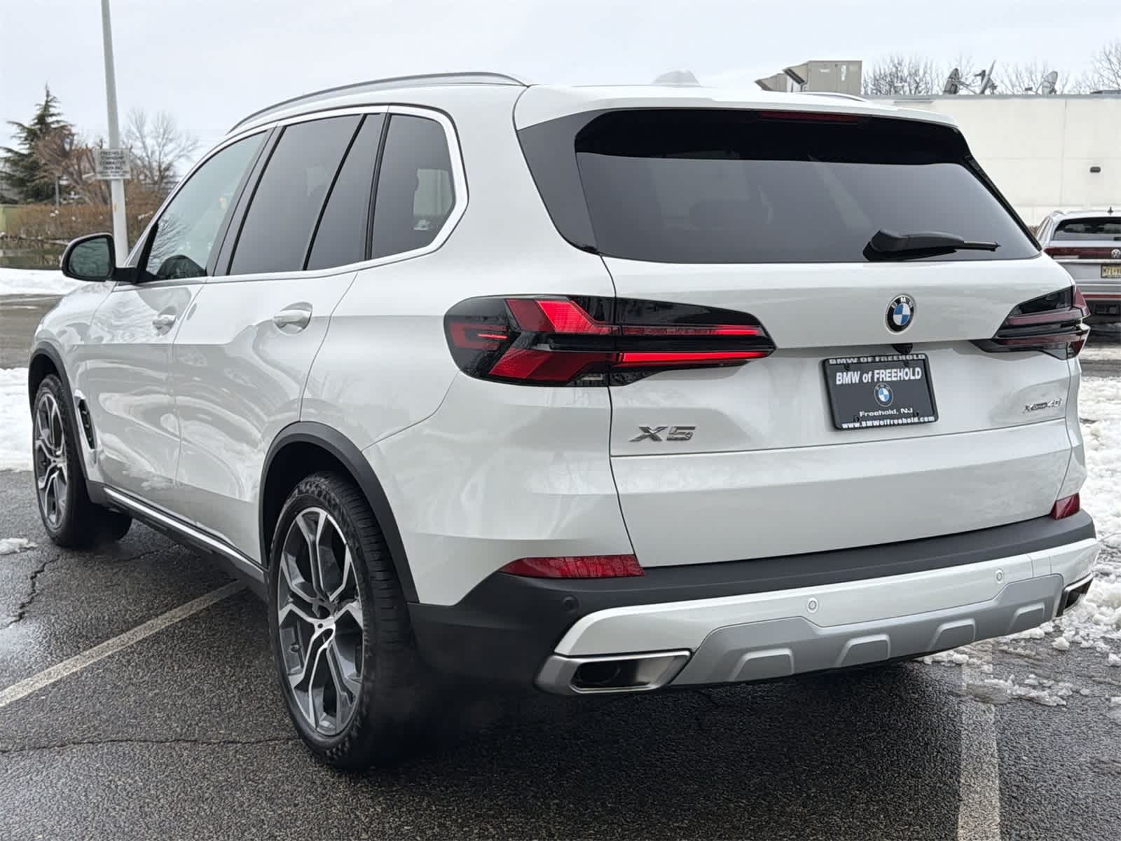 Thumbnail: 2026 BMW X5 - 12