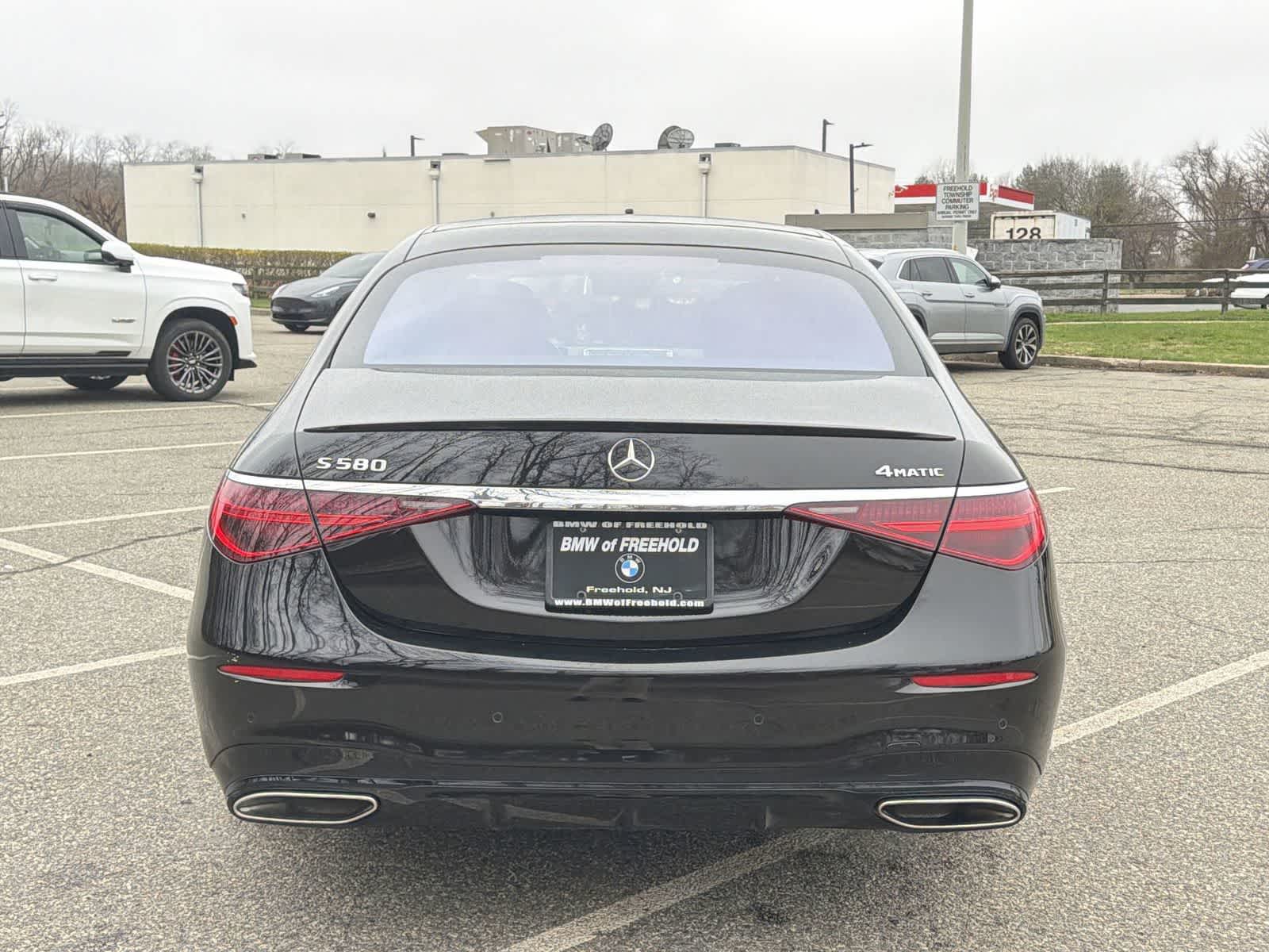Thumbnail: 2022 Mercedes-Benz S-Class - 13