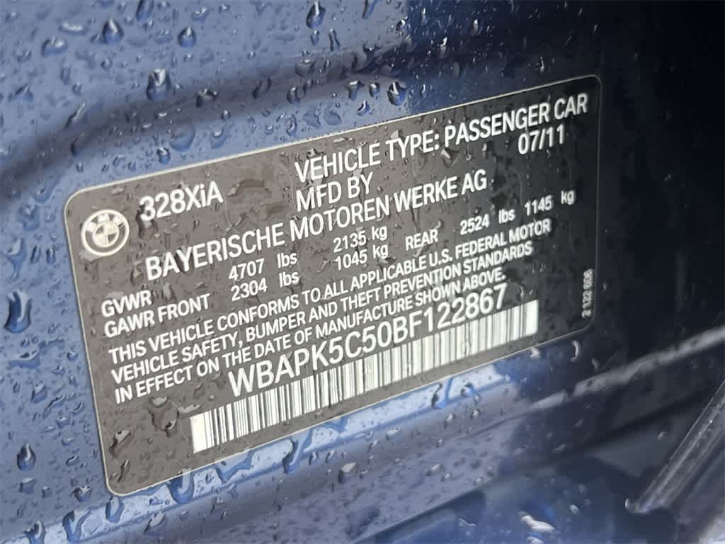 Thumbnail: 2011 BMW 3 Series - 29