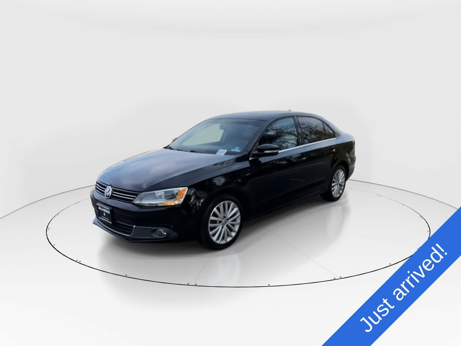 Thumbnail: 2013 Volkswagen Jetta - 4
