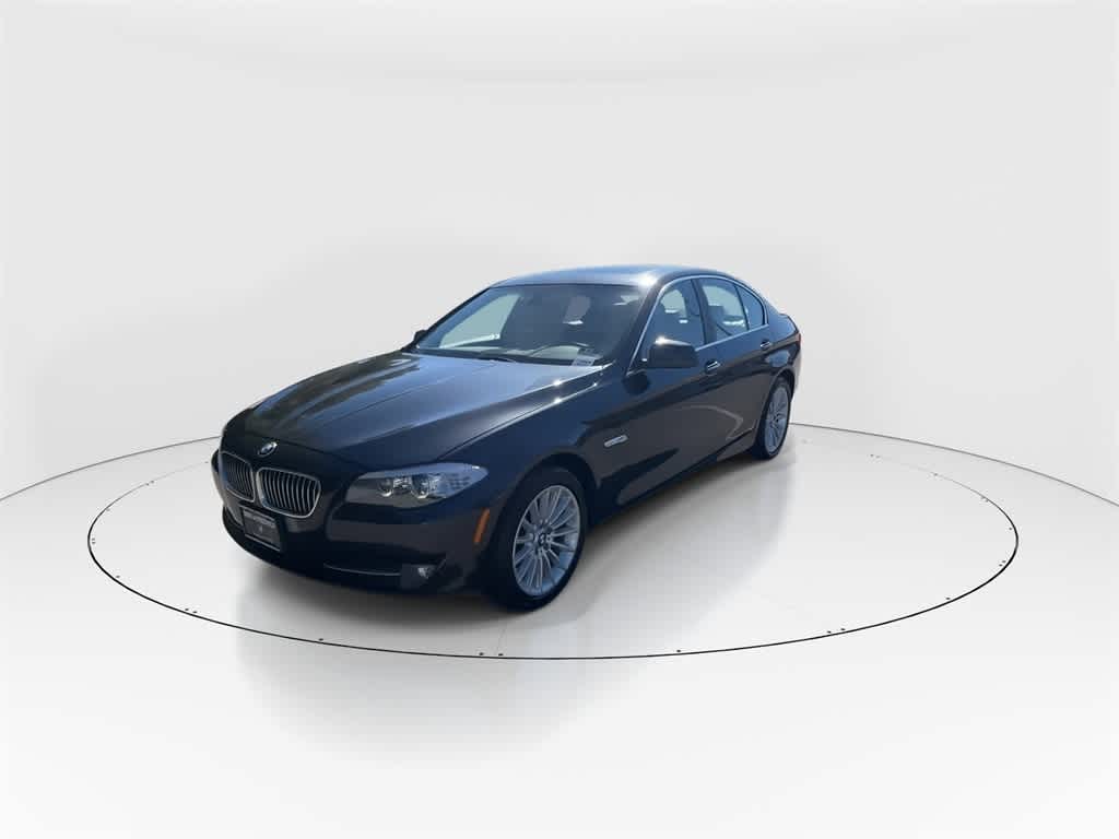 Thumbnail: 2013 BMW 5 Series - 5