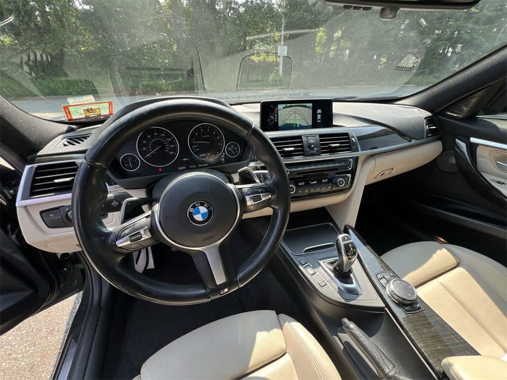 Thumbnail: 2016 BMW 3 Series - 17